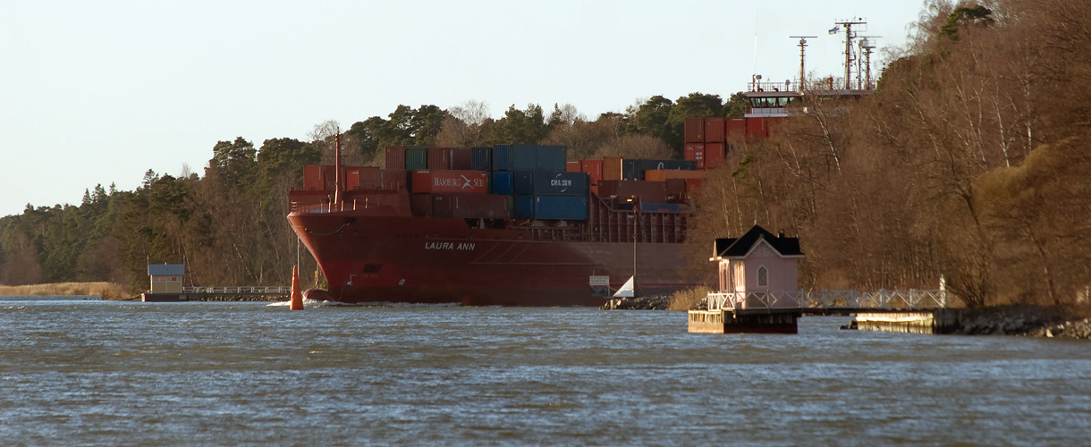 Container Ship LAURA ANN