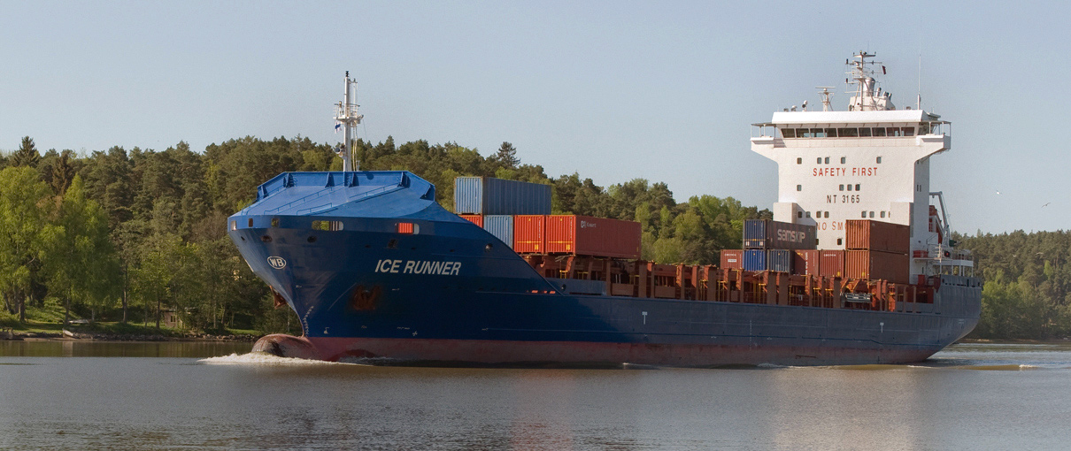 Container Ship ICE RUNNER - Uusi nimi ALINDA